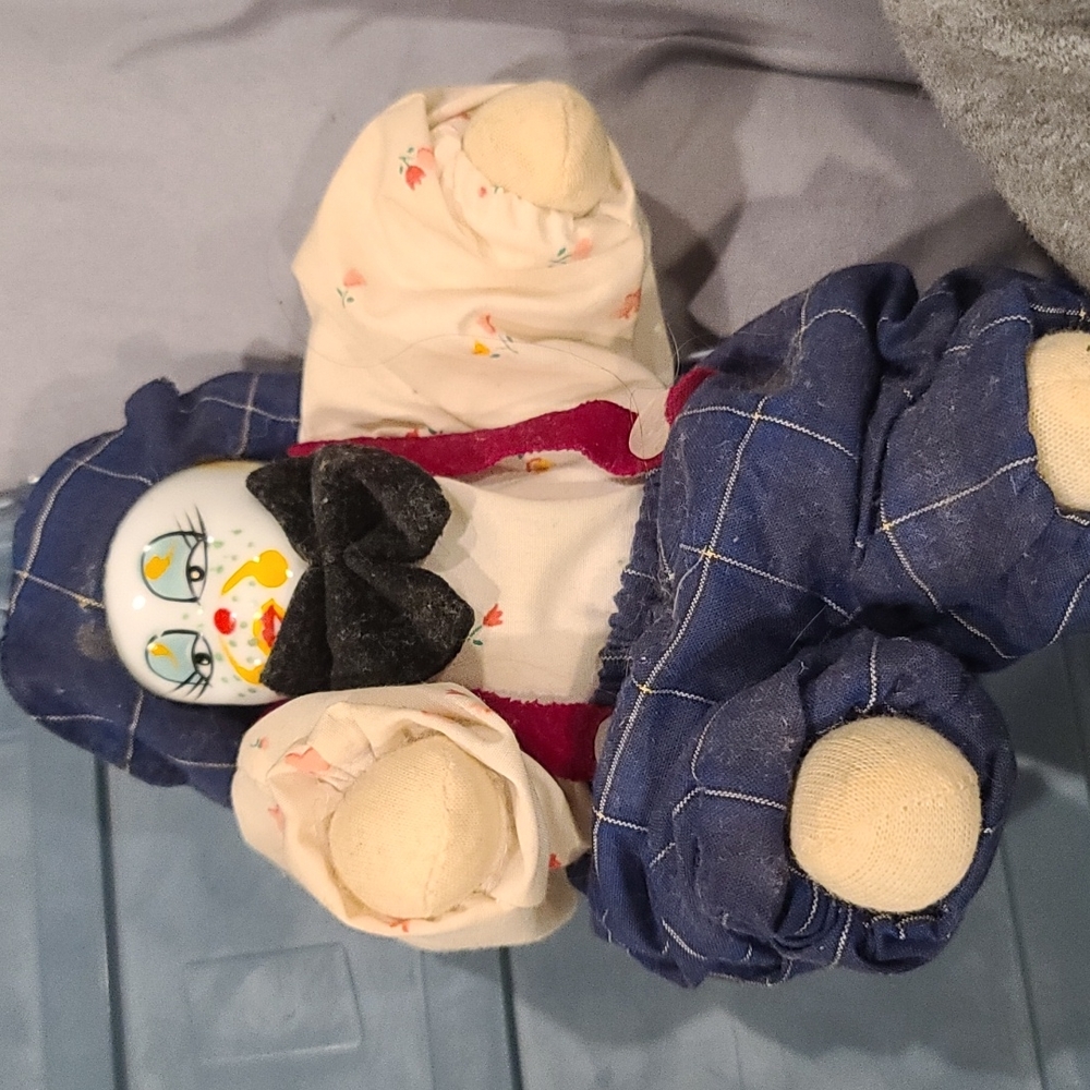❤️5/$25 Vintage porcelain clown doll